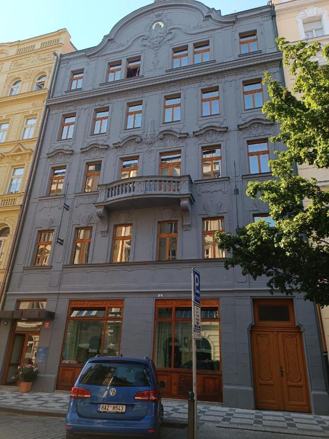 Rezidence Dlouha 17 Hotel Prága Kültér fotó